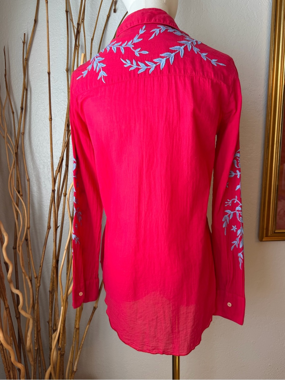 Johnny Was Red Button-Down Shirt with Light Blue Embroidery XS - Picture 10 of 13